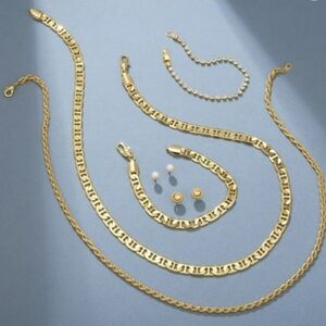 ST TROPEZ JEWELRY COLLECTION SET NWT